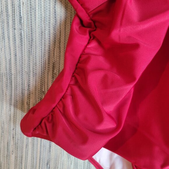 NWOT Swimwear Swimsuit One Piece Size Large Women’s Red Layer Short Sleeve - Picture 7 of 9